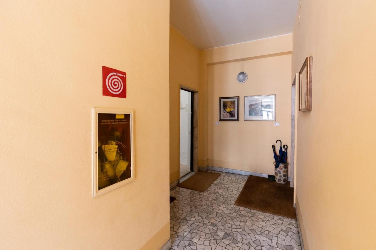 Dream Experience - Garibaldi Apartment Milan Luaran gambar